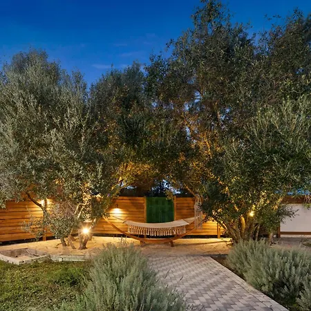 Serenity - Off Grid Villa Pouládes