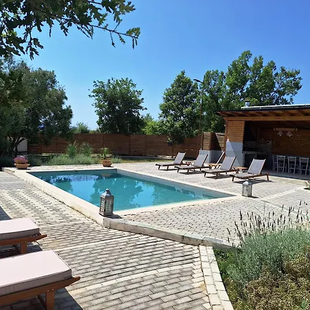 Serenity - Off Grid Villa Pouládes